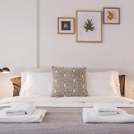 Wide Comfy Studio Apartment Centrally Located In Thissio Атина Екстериор снимка