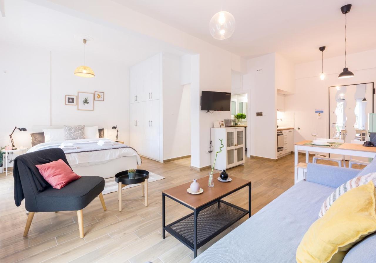Wide Comfy Studio Apartment Centrally Located In Thissio Атина Екстериор снимка